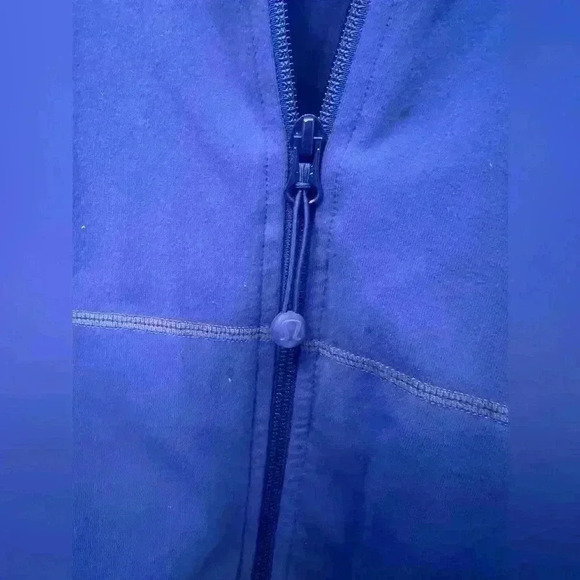 Lululemon jacket - Picture 5 of 6
